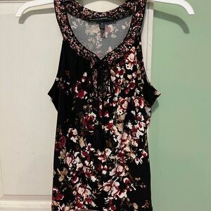 White House Black Market Floral Sleeveless Blouse - Black and Burgundy